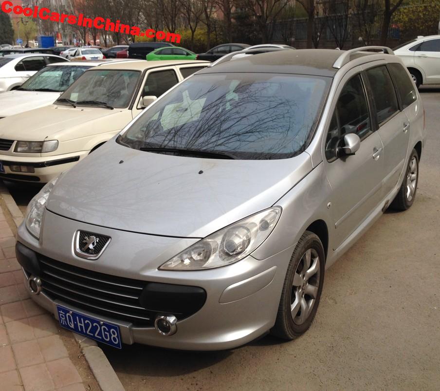 Peugeot SW es una camioneta francesa compacta en China 307 sw Peugeot SW es una camioneta francesa compacta en China