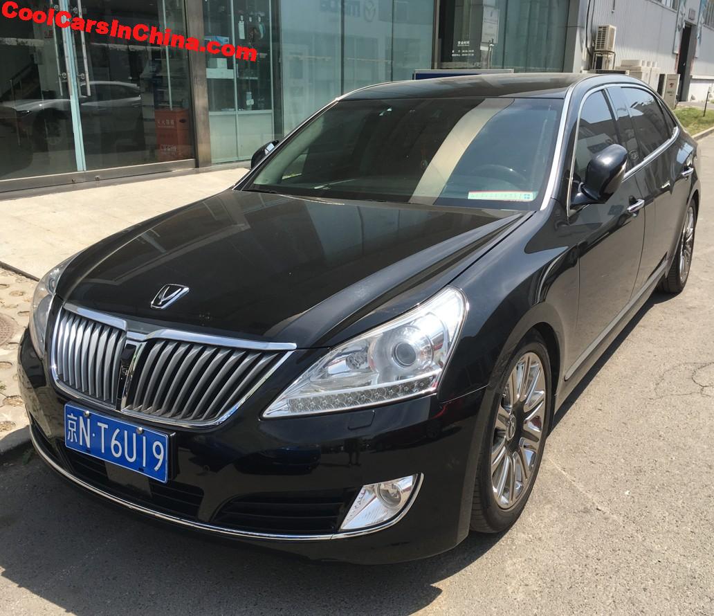 Hyundai Equus Limousine Is A Long-wheelbase Korean Luxury