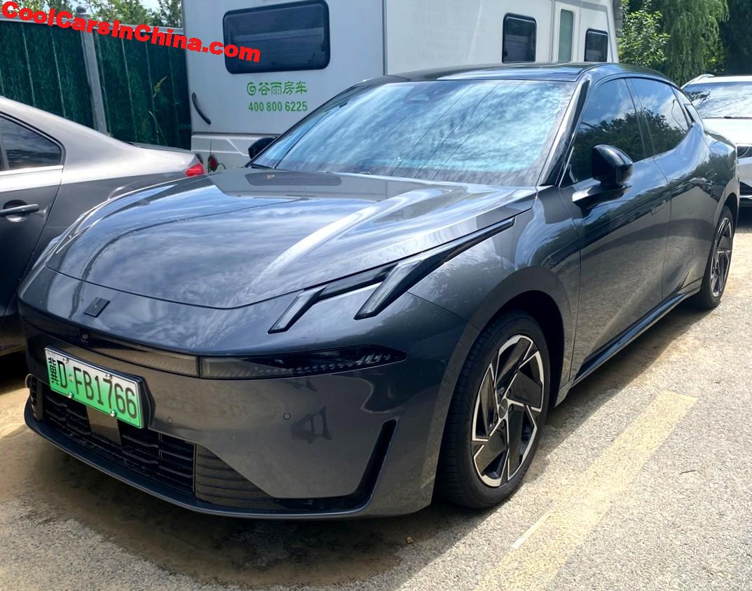 lynk-sedan-s-1a.jpg?v=1763130538